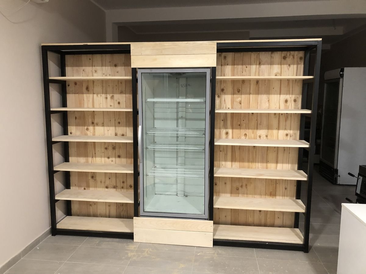 XU HƯỚNG KỆ TRƯNG BÀY GỖ CAO CẤP HIỆN NAY TRONG CÁC CHUỖI SIÊU THỊ BÁN LẺ - Gia Trường An