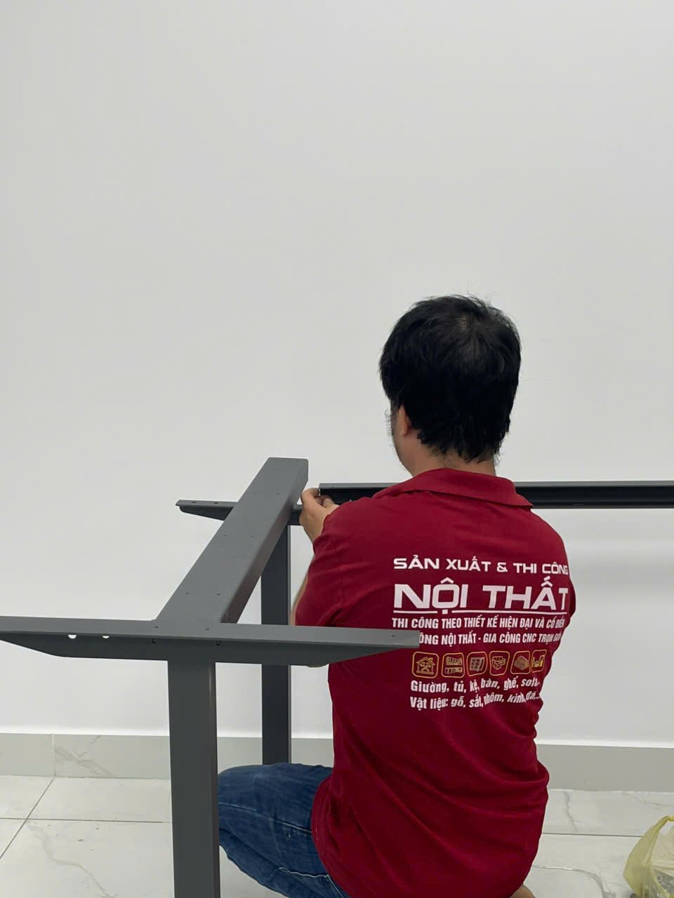 4 MẪU BÀN LÀM VIỆC KHUNG CHÂN SẮT ĐẶT GIA CÔNG THEO THIẾT KẾ RIÊNG THÌ CÓ THỂ ĐẶT SẢN XUẤT Ở ĐÂU? - Gia Trường An