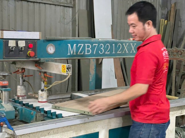 XƯỞNG GIA CÔNG NỘI THẤT KỆ TRƯNG BÀY GỖ THEO YÊU CẦU – GIA TRƯỜNG AN - Gia Trường An