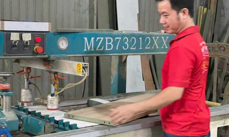 5 XƯỞNG GIA CÔNG NỘI THẤT KỆ TRƯNG BÀY GỖ THEO YÊU CẦU – GIA TRƯỜNG AN - Gia Trường An