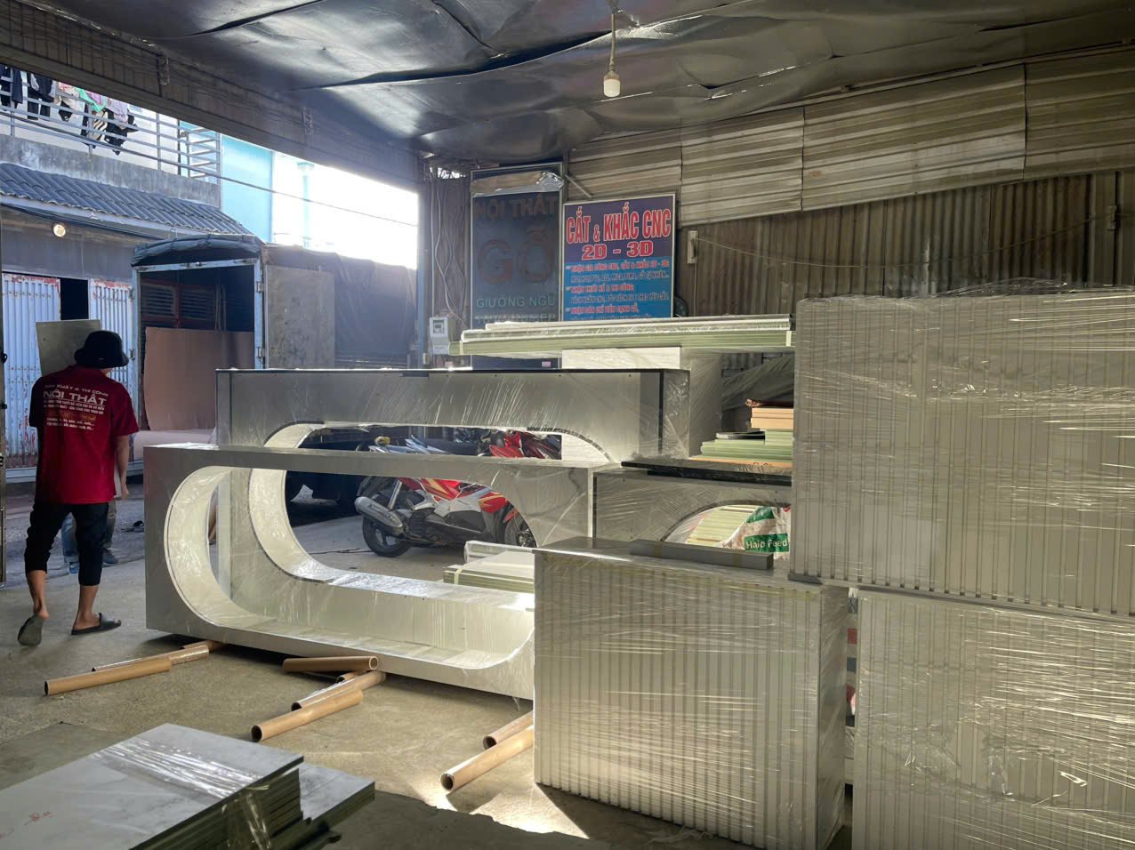 NHÀ MÁY SẢN XUẤT NỘI THẤT VĂN PHÒNG TUỲ CHỈNH THEO THIẾT KẾ RIÊNG – GIẢI PHÁP TỐI ƯU CHO DOANH NGHIỆP HIỆN ĐẠI - Gia Trường An