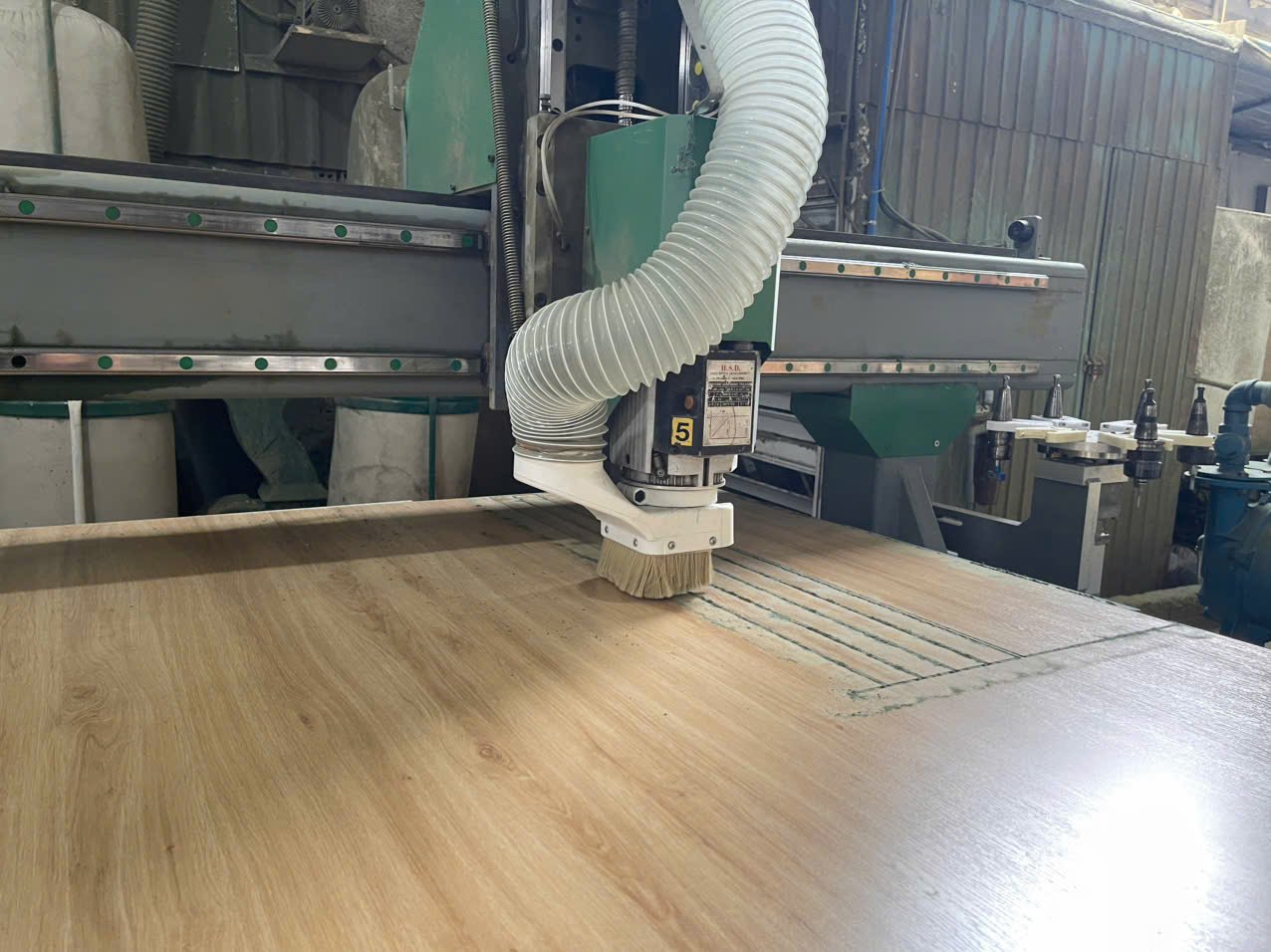 NHÀ MÁY SẢN XUẤT NỘI THẤT VĂN PHÒNG TUỲ CHỈNH THEO THIẾT KẾ RIÊNG – GIẢI PHÁP TỐI ƯU CHO DOANH NGHIỆP HIỆN ĐẠI - Gia Trường An