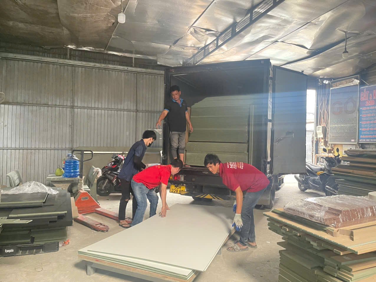 XƯỞNG GIA CÔNG GỖ CÔNG NGHIỆP THEO YÊU CẦU LÀ GÌ? - Gia Trường An