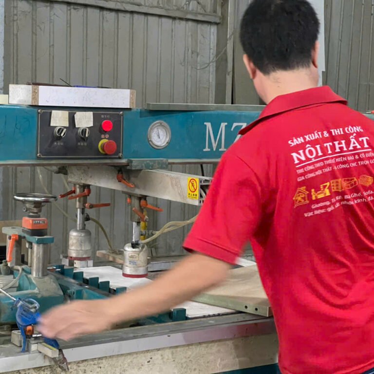 XƯỞNG GIA CÔNG GỖ CÔNG NGHIỆP THEO YÊU CẦU LÀ GÌ? - Gia Trường An