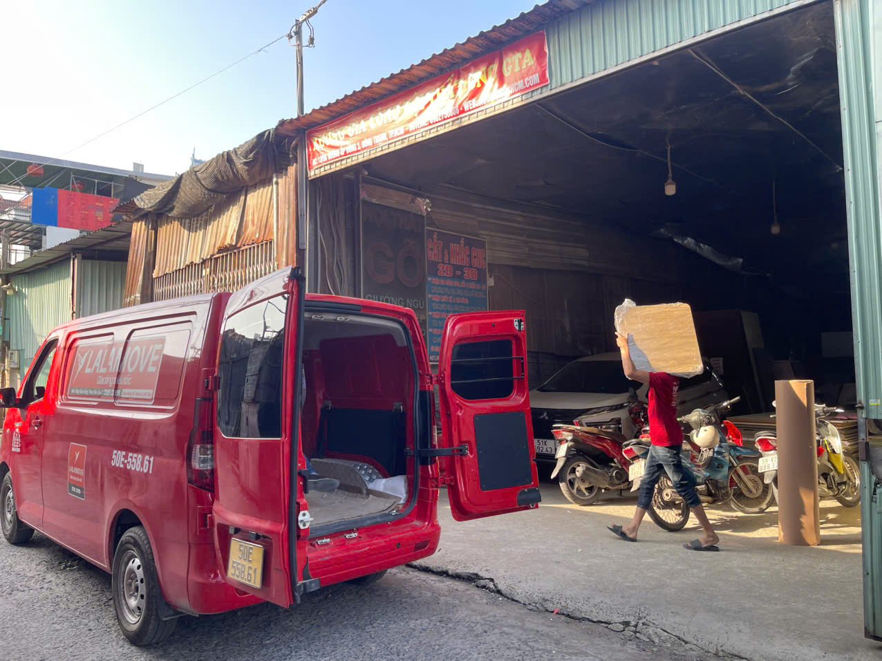 XƯỞNG GIA CÔNG GỖ CÔNG NGHIỆP THEO YÊU CẦU LÀ GÌ? - Gia Trường An